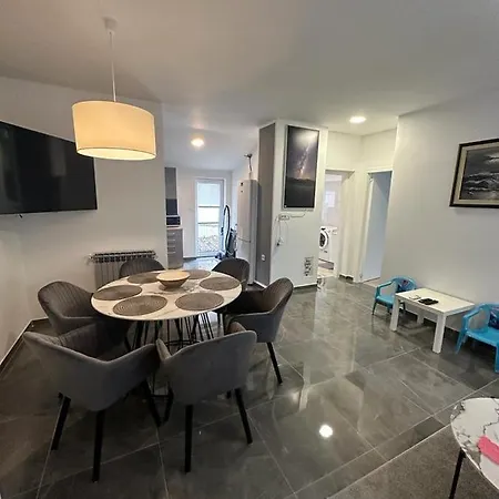 Stinjan Appartement Pula