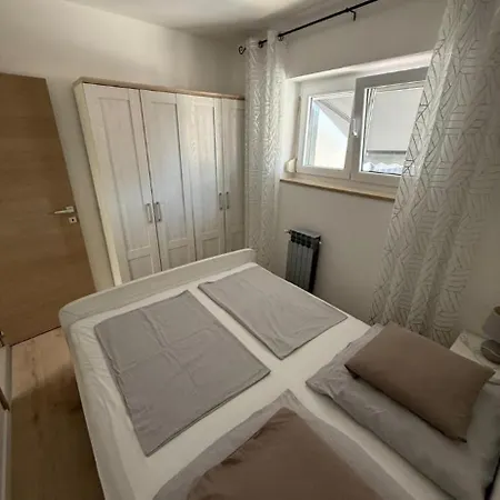 Appartement Stinjan Pula