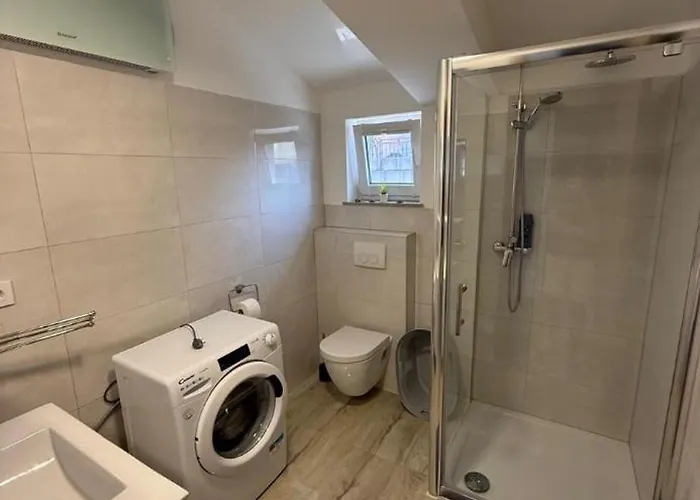 Apartment Stinjan *