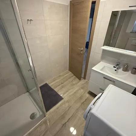 Stinjan Apartament