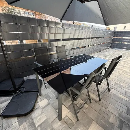 아파트 Stinjan 풀라