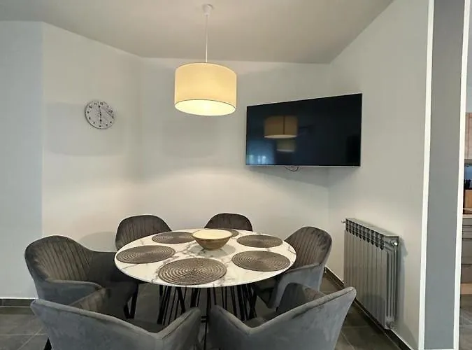 Apartment Stinjan *